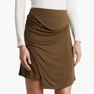 Vince Brown Gathered Mini Drape Skirt. 97% rayon 3% spandex.